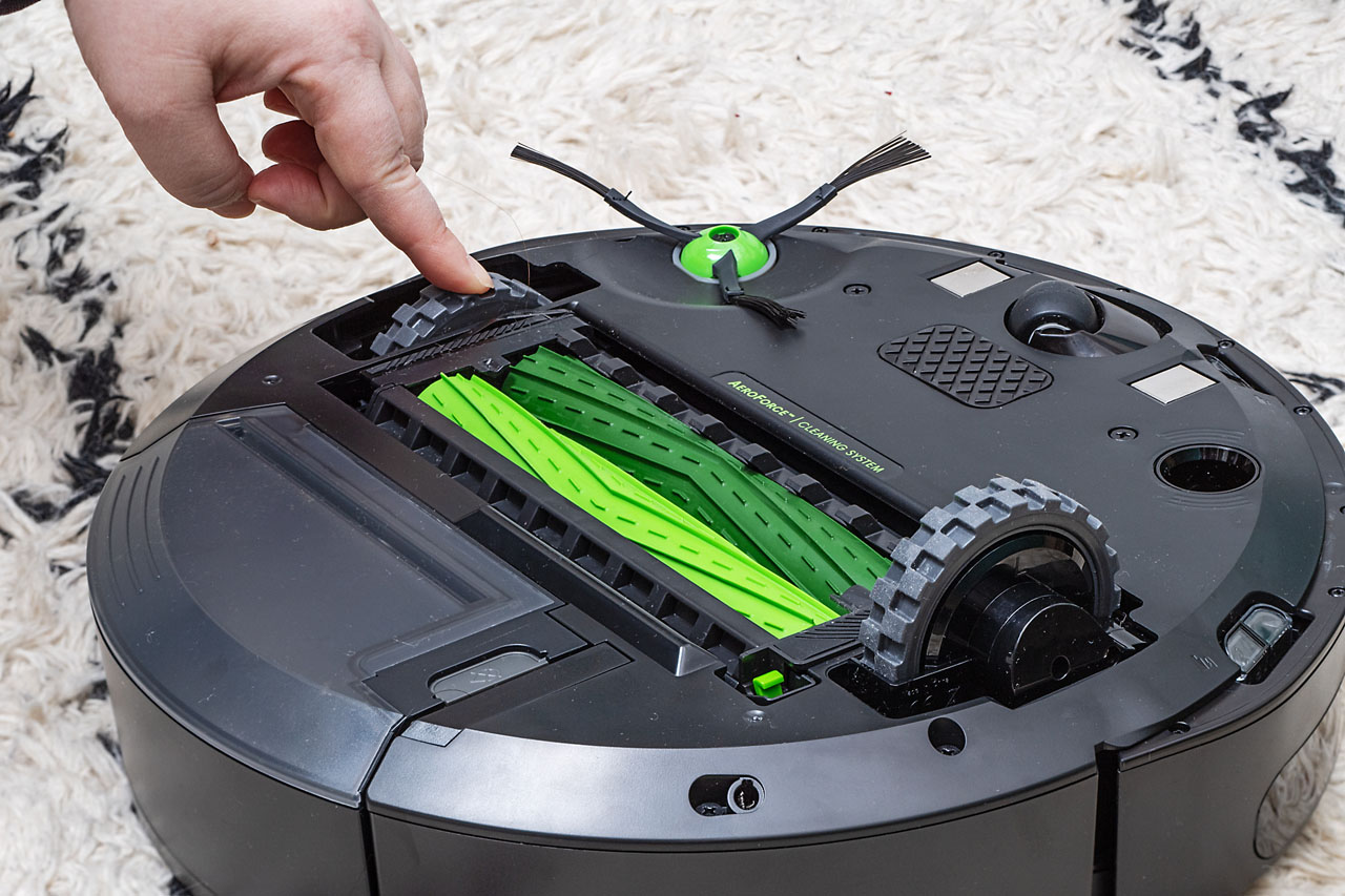 ルンバが家電大賞3連覇! 春の新生活はコスパ最高の「ルンバ i2」に注目!