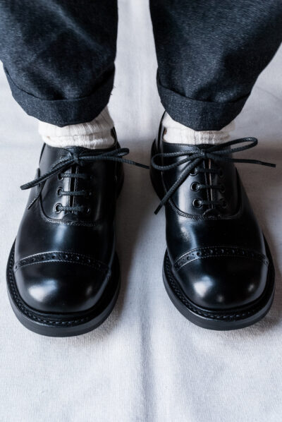 QUILP by Trickers M7401 Oxford Shoe Black Box Calf | kado〔カド