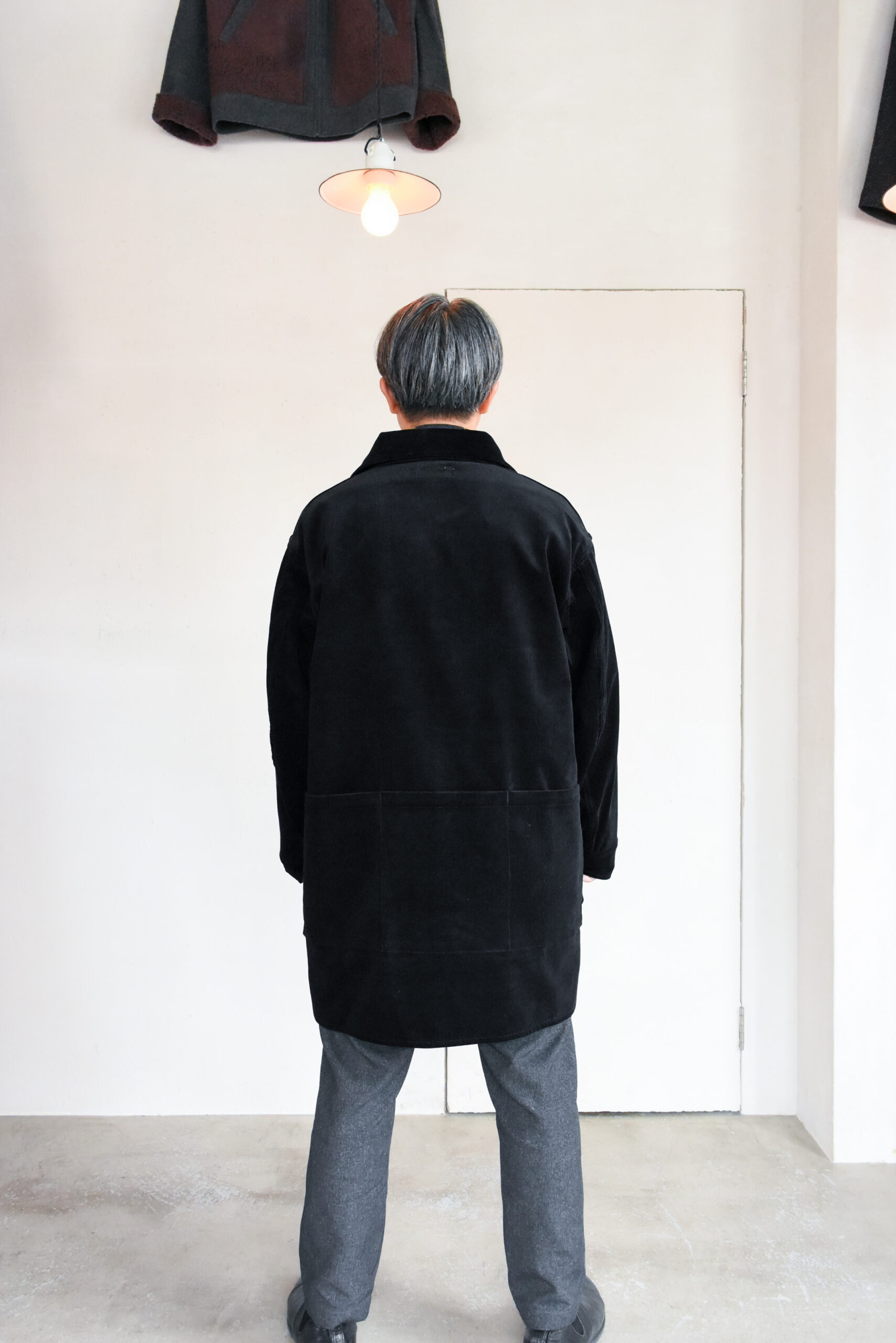 SASSAFRAS Cultivator Coat 9W Corduroy Black | kado〔カド オノミチ〕