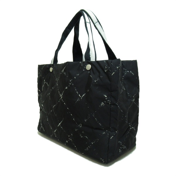 シャネル】ニュートラベルラインは今更流行遅れでダサい？定価やコーデ