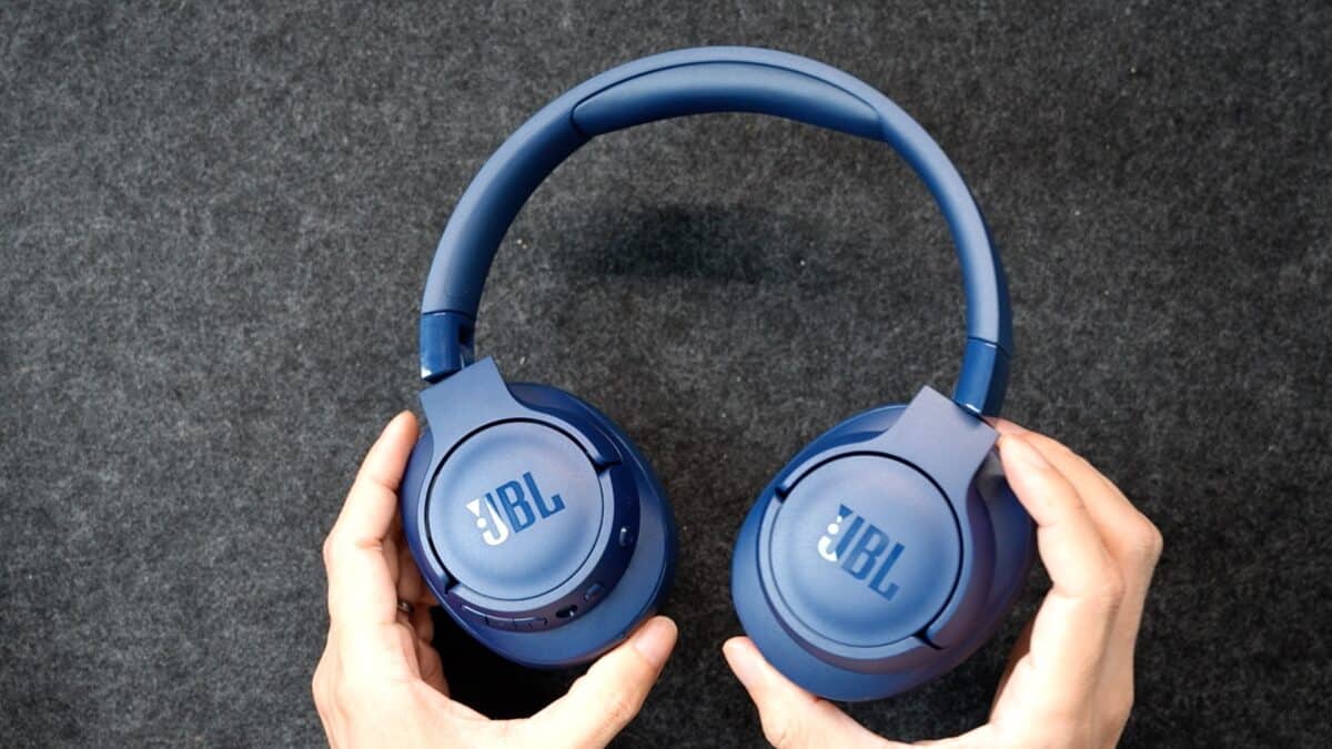 JBL TUNE 770NC レビュー｜1万円台ワイヤレスヘッドホンの新たな定番