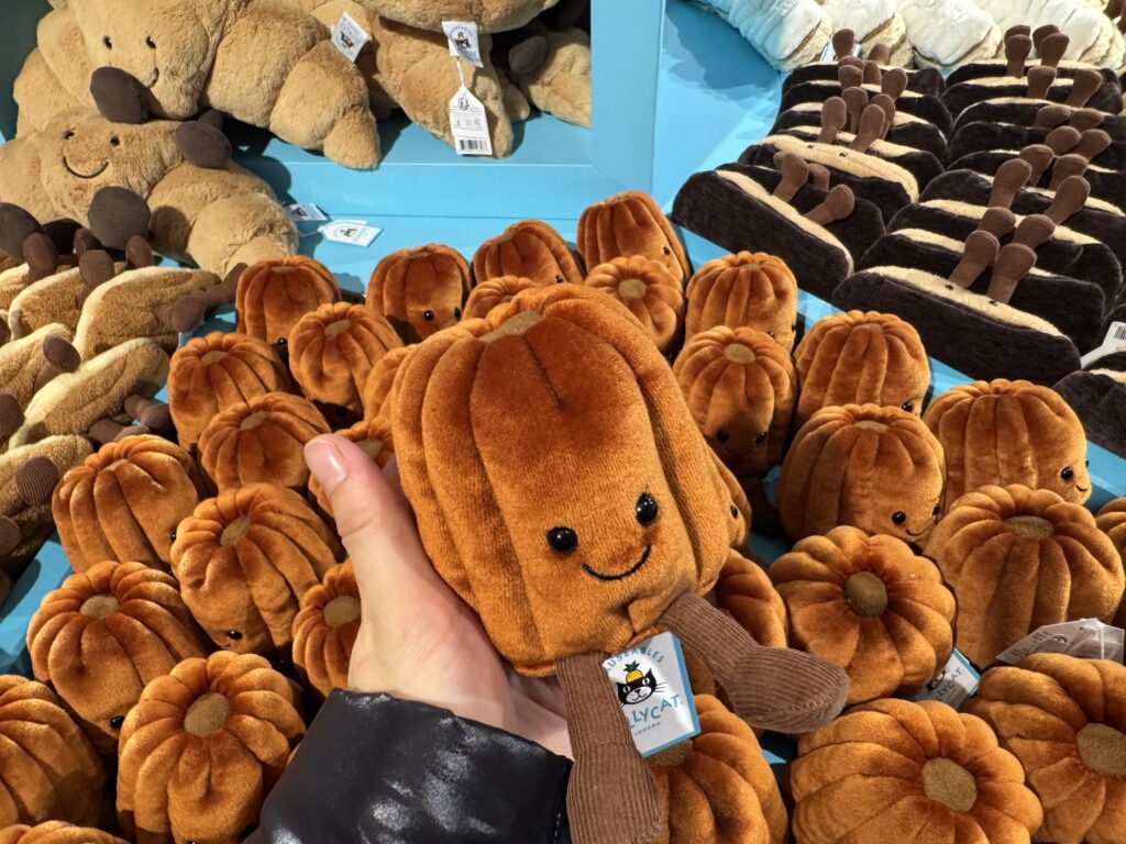 🇫🇷 SNSで大バズリ中の超可愛いぬいぐるみ「Jellycat」パリ店に行っ