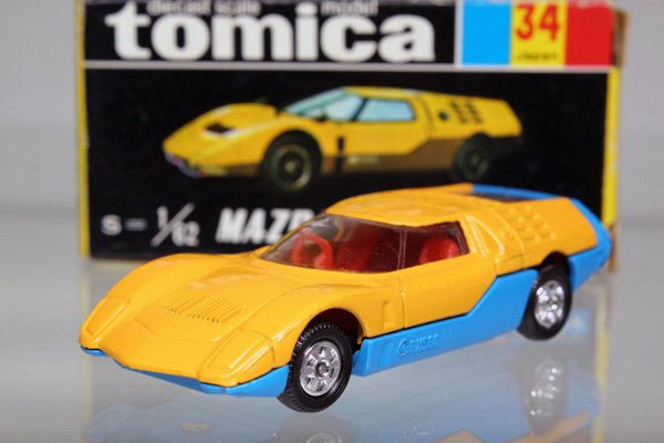 ミニカーショップ ケンボックス トミカ 黒箱☆34☆マツダRX500（1F/2C