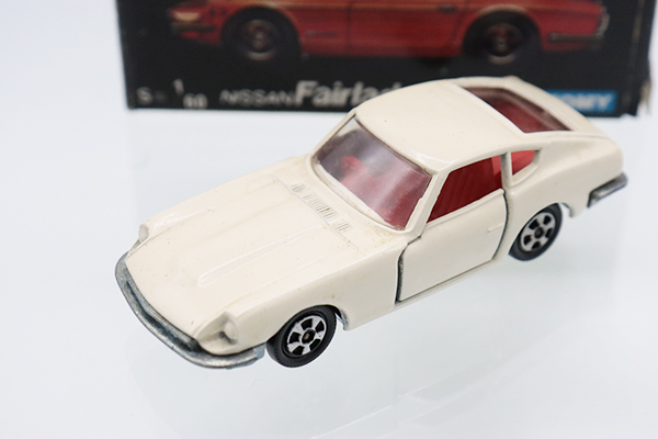 ミニカーショップ ケンボックス トミカ 黒箱☆6☆日産フェアレディ