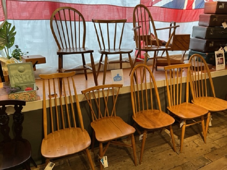 プロの解説】価格高騰！？人気のミッドセンチュリー家具 |アンティーク