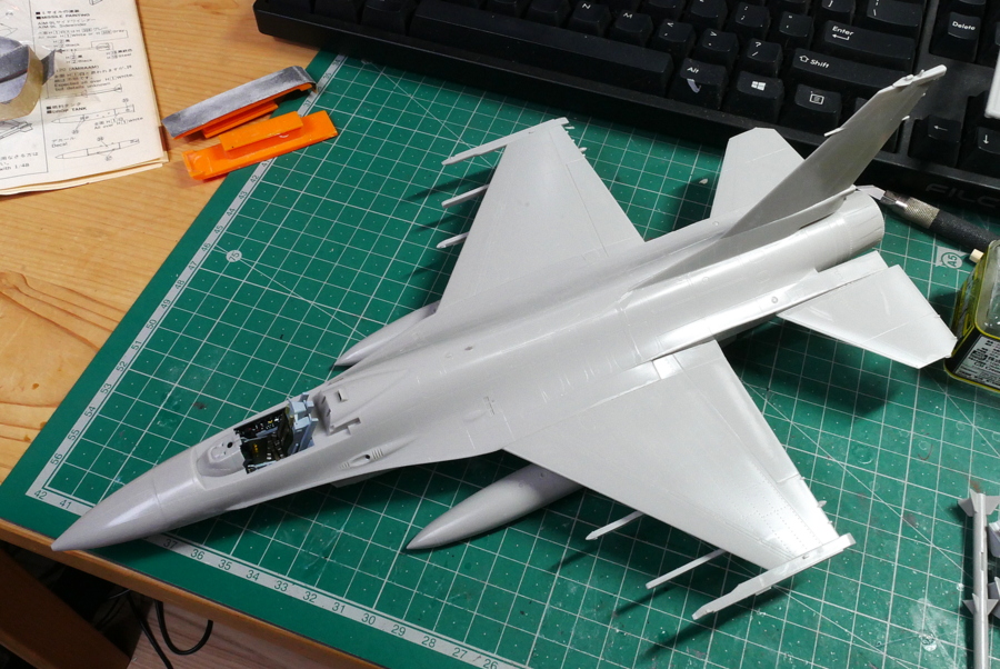 アメリカ空軍 F-16A ファイティングファルコン ハセガワ 1/48