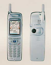 J-フォン、カメラ内蔵16和音カラー端末「J-SH04」