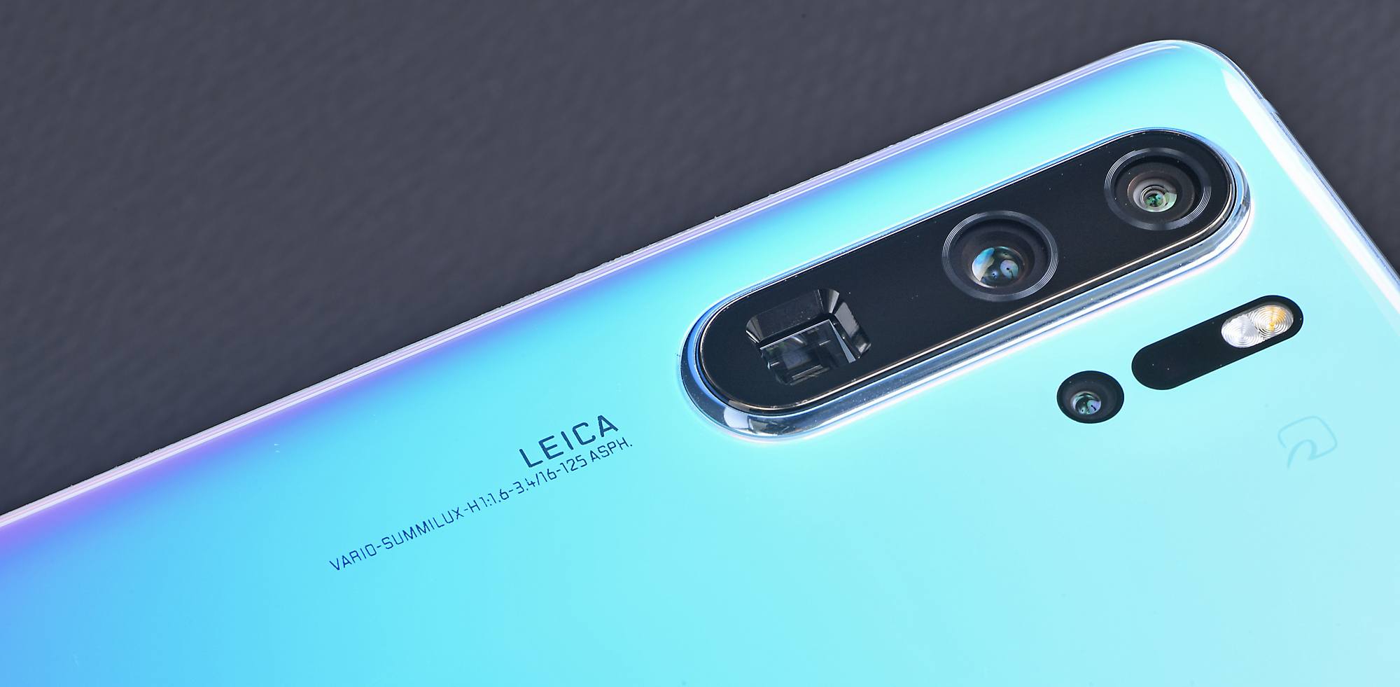 スマホ史上最強を謳える「HUAWEI P30 Pro」