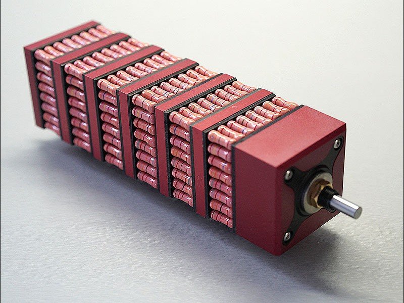 2. ATTENUATOR – 64 steps LADDER type with remote (relay based