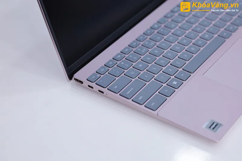 Dell Inspiron 13 5330 (2023) i7 1360P | 13.3 inch QHD+ - Rose Gold