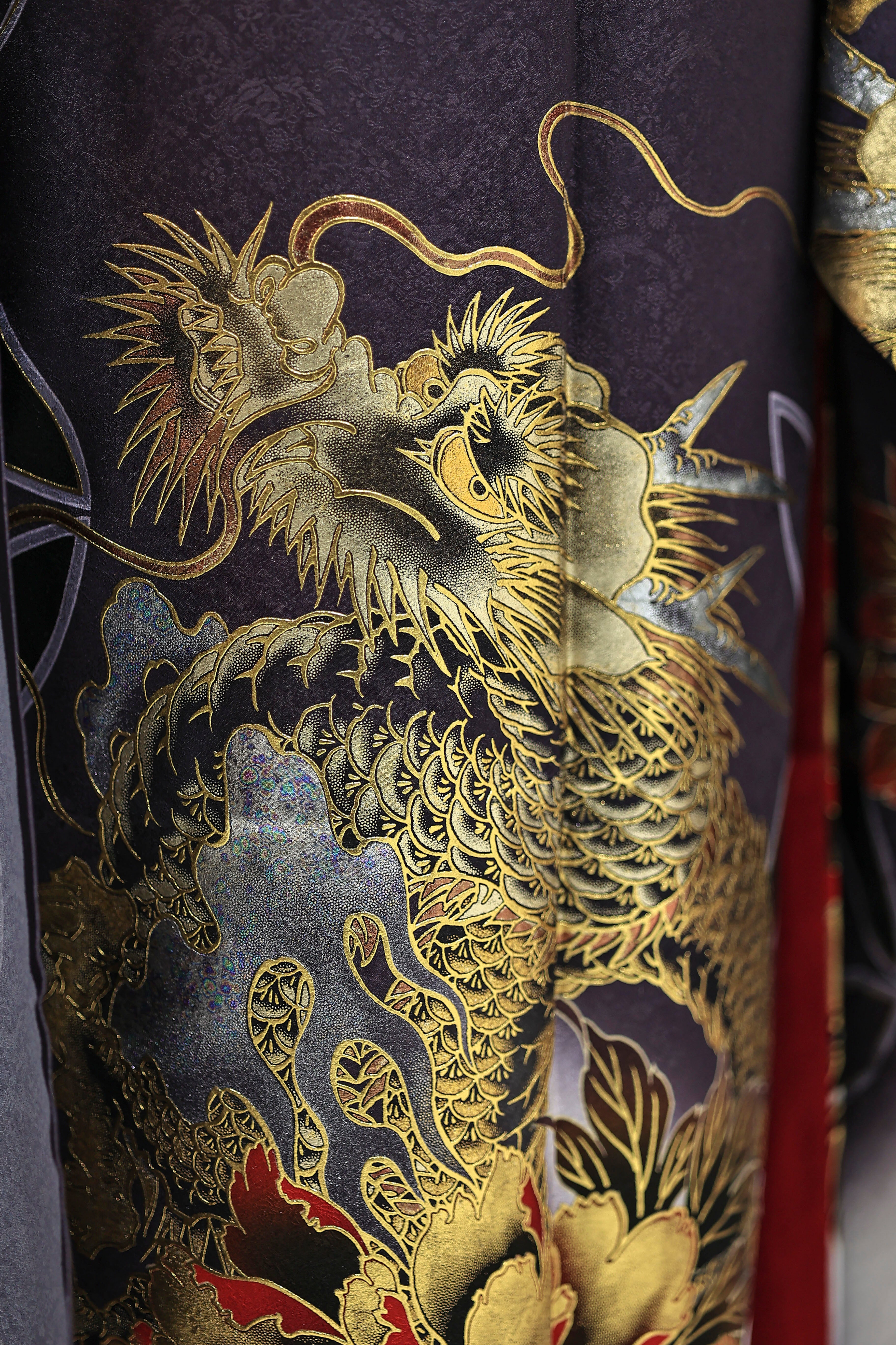 振袖ネットレンタル：紫に白ぼかし】昇竜が強い女性を演出する振袖/KH