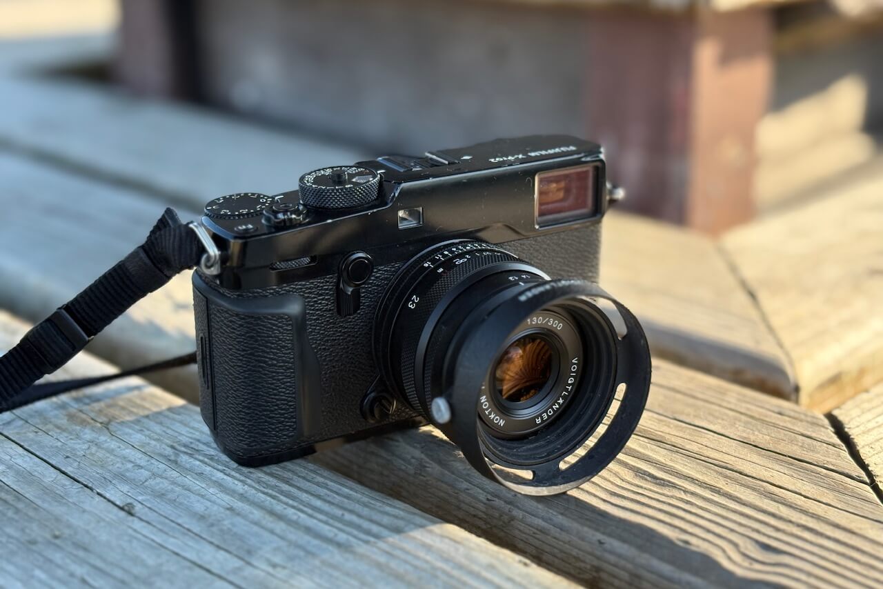 FUJIFILM X-Pro2の、あえてキズがつきやすい半ツヤ塗装がたまらないの