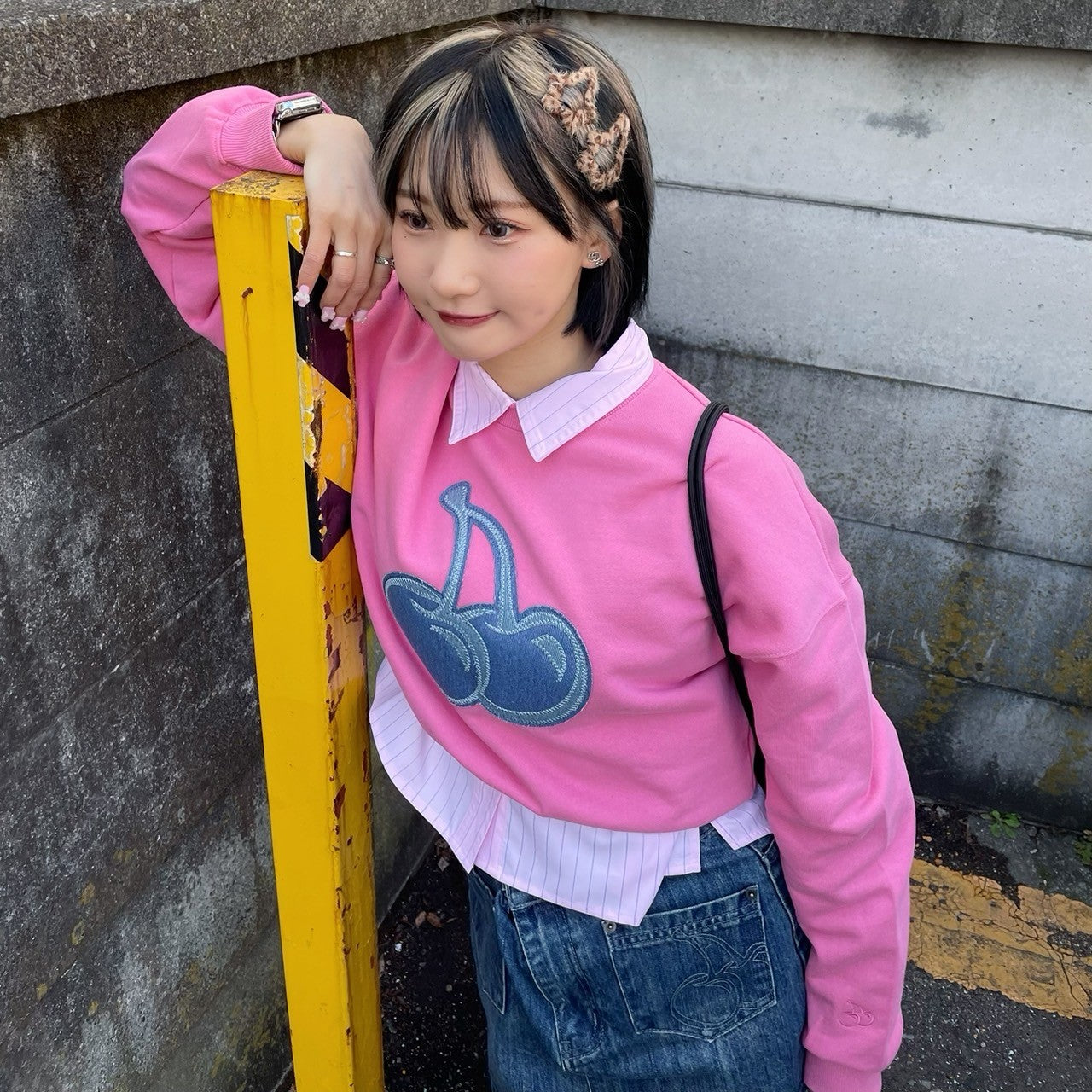 ビックチェリークロップスウェット【ピンク】