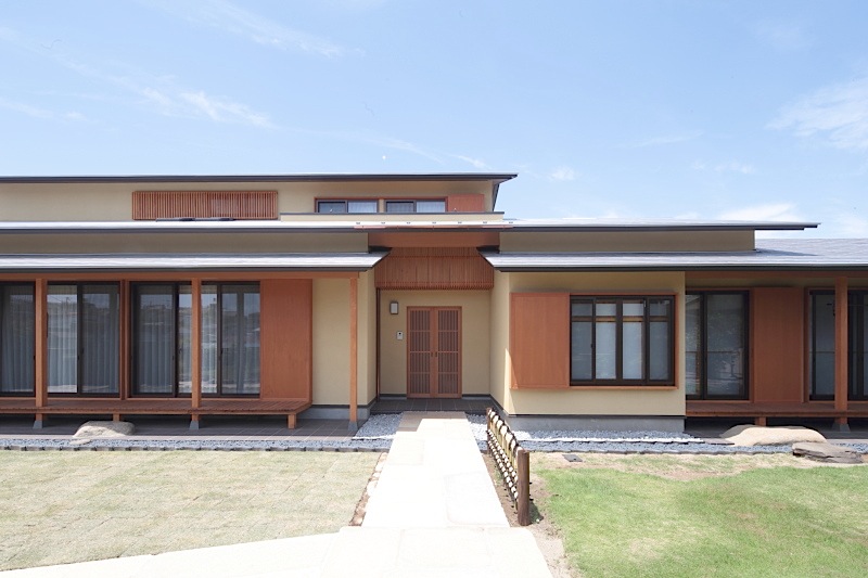 設計実績-横浜境之谷の和風外観二世帯住宅 | 北島建築設計事務所