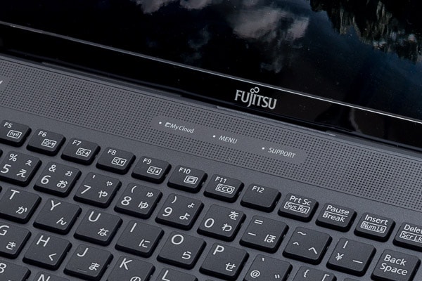 富士通 LIFEBOOK WA2/B3レビュー コンパクトでキーボードが使いやすい