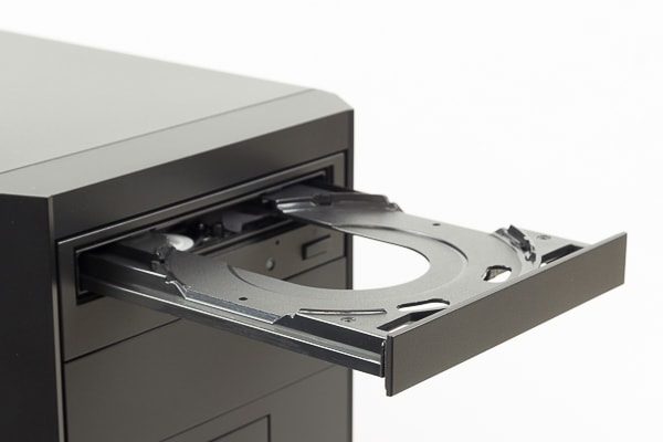 ドスパラ Regulus AR5-Q レビュー：Ryzen 5 2400G搭載で6万円台のミニ