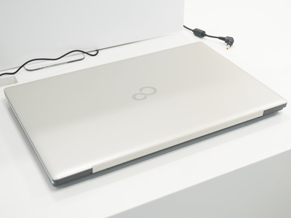 富士通 LIFEBOOK NH［WN1/D2］ 展示機レビュー：TVを観られる17インチ