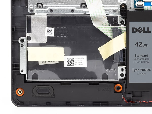 デル Vostro 15 3000 (3500) レビュー：狙い目はCeleron 6305モデル