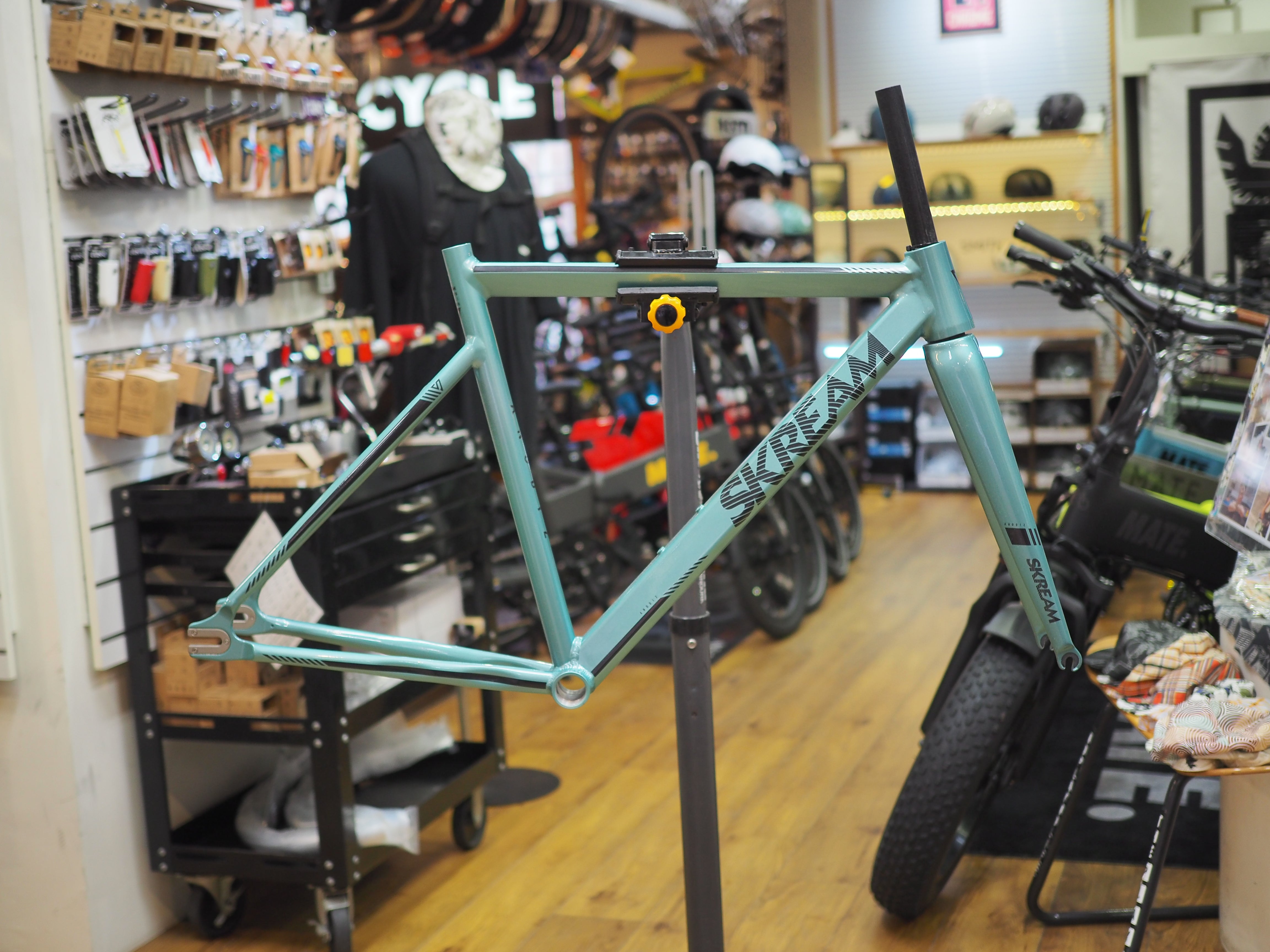 自転車パーツ – コンズサイクル WEBSTORE ネットで注文