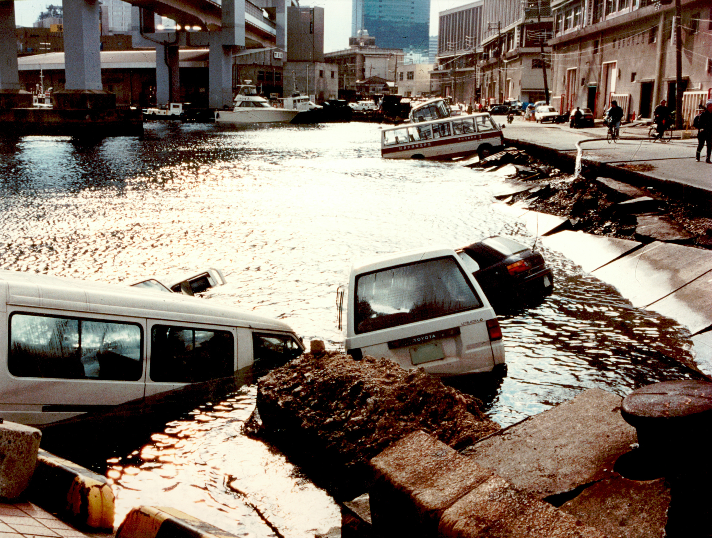 阪神・淡路大震災「1.17の記録」