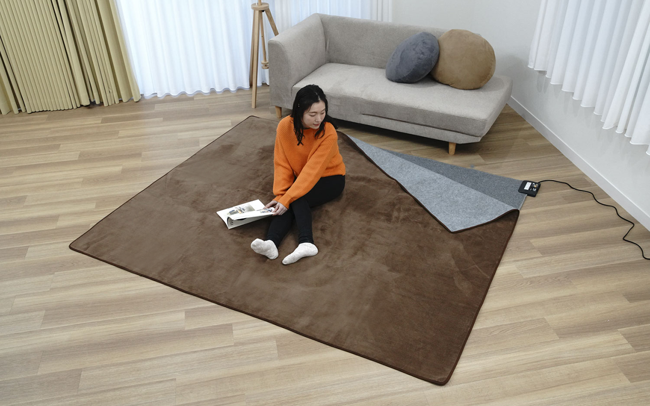 VWU301UH | 電気カーペット 単体 省エネサイズ3畳 小さくたためる