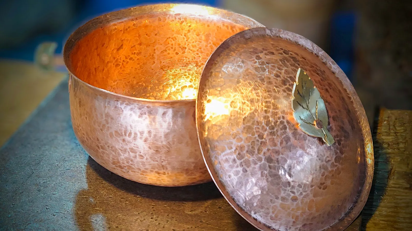 鍛金（たんきん）の魅力とは？歴史や制作工程、長く鍛金作品を楽しむ