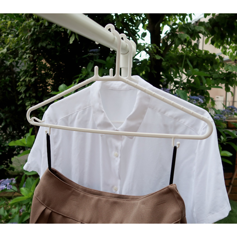 LAUND ROMAT(ランドロマット)デイリーハンガー4本組 | 商品情報