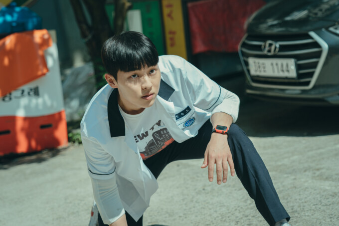 パク・ジフン×チェ・ヒョヌク 主演 弱き優等生が、頭脳で絶対悪に