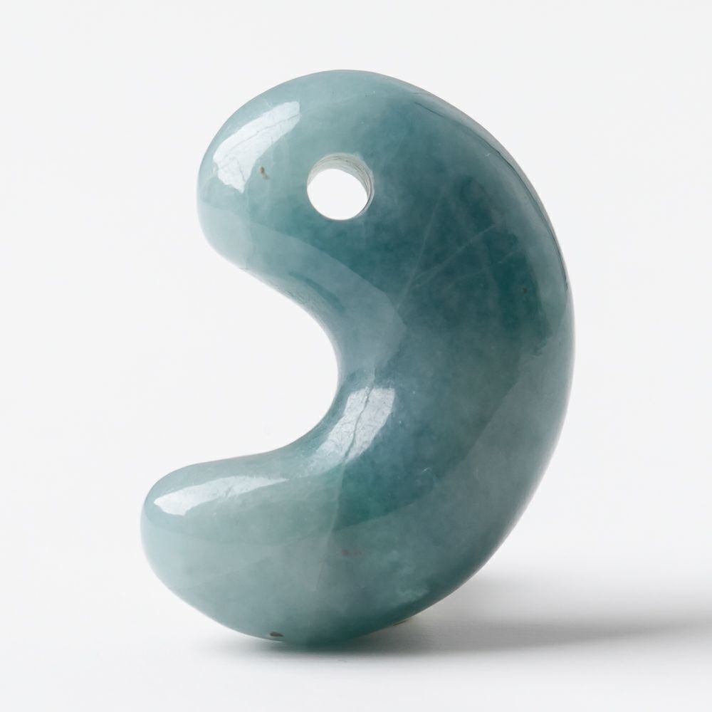 9g 茄子紺 勾玉 糸魚川 翡翠 青 9g 茄子紺 勾玉 糸魚川 翡翠 青 9g