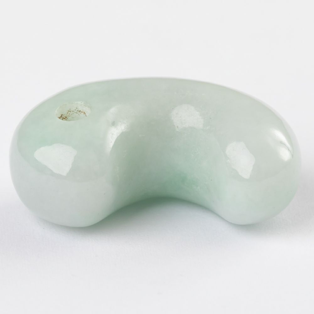 プレミアム・アイスジェイド・艶美麗】（プレミアム淡緑色ヒスイ