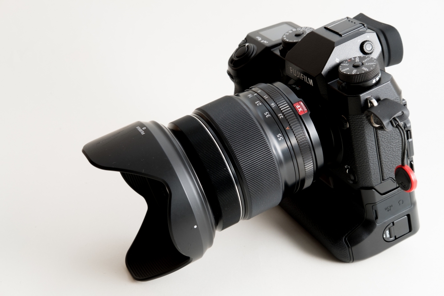 レビュー】X-H1専用縦位置パワーブースターグリップ VPB-XH1のサイズ感