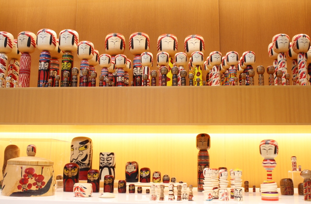 伝統こけし 朝倉光洋作「七福神入れ子」 朝倉光洋伝統こけし 木地玩具