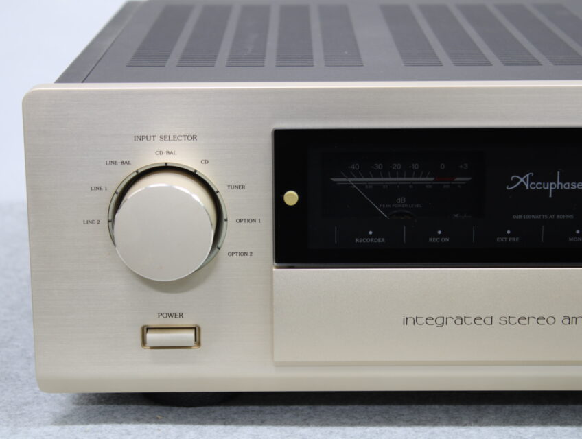 Accuphase E-308 プリメインアンプ | [公式] オーディオ機器のクロス