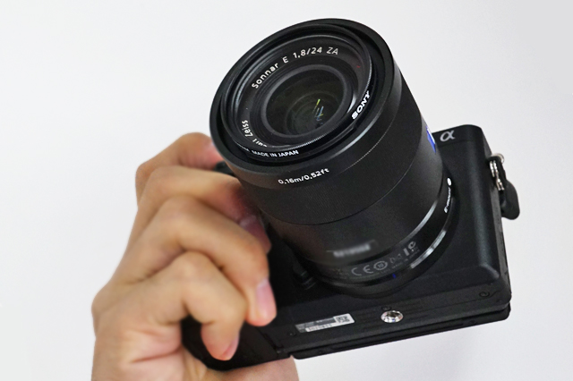 デジタル一眼カメラ APS-C機のハイエンドモデル「α6500」をレビュー