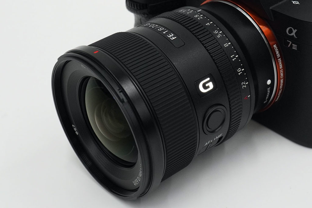 開放F1.8の大口径広角単焦点レンズ FE 20mm F1.8 G 「SEL20F18G