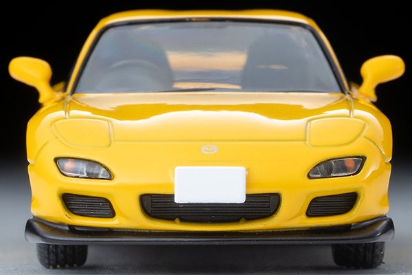 マツダ「RX-7 FD3S後期型」が大人向けトミカから登場。ホワイト