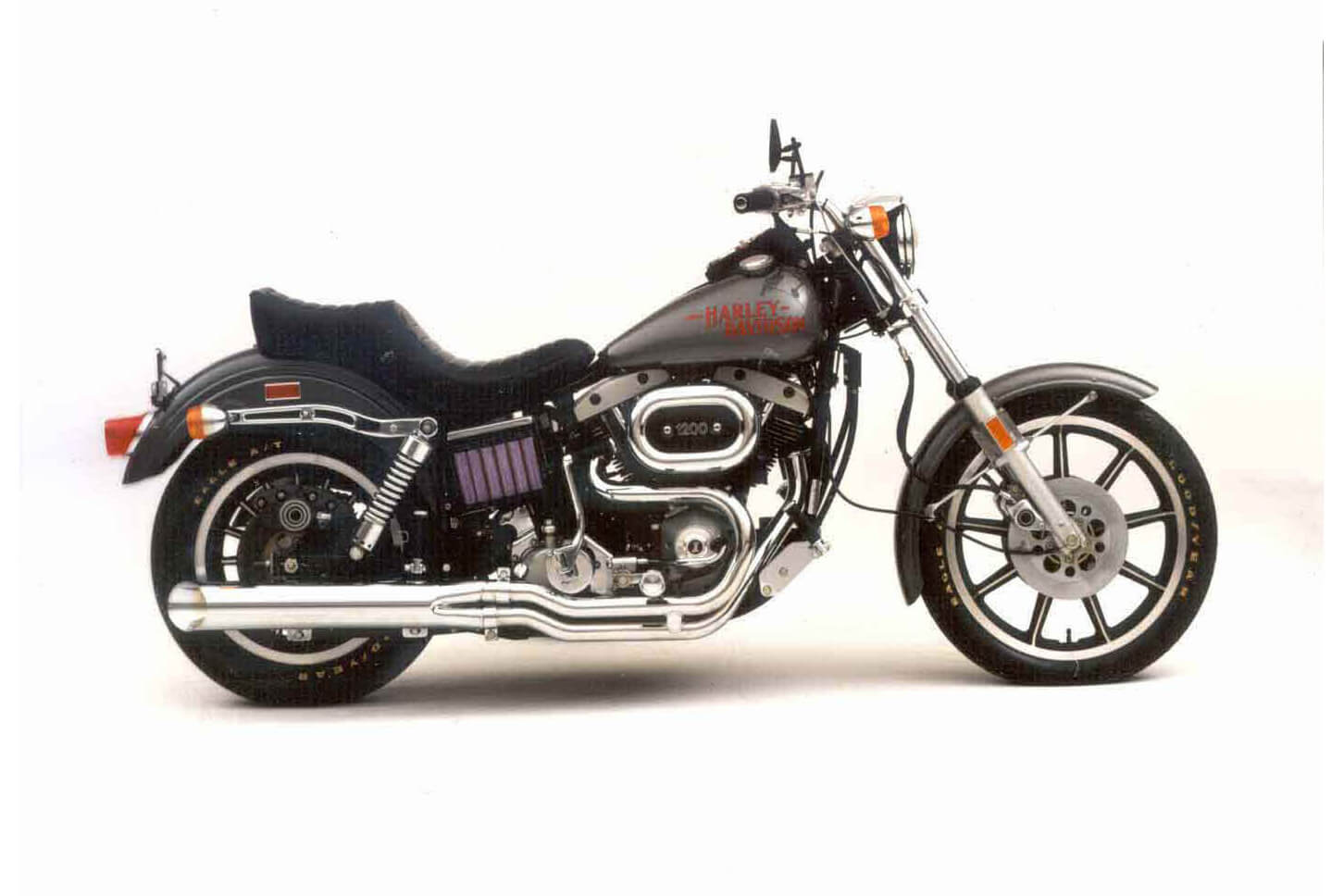 片岡義男の「回顧録」#3──道路はそのままで小説になる 『湾岸道路