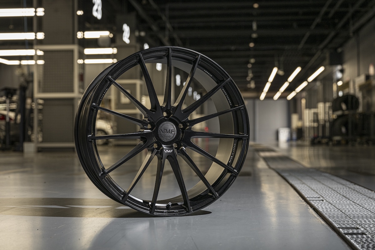 新型アルファード／ヴェルファイア（40系）にベストマッチ！ RAYSの