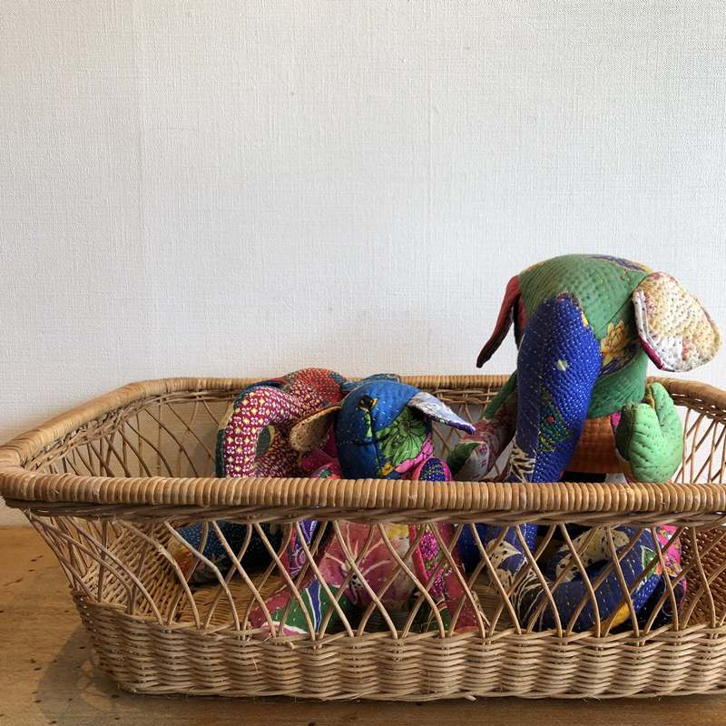 昭和生まれにはなじみがある？ レトロなラタン編み脱衣かご | 暮らしと