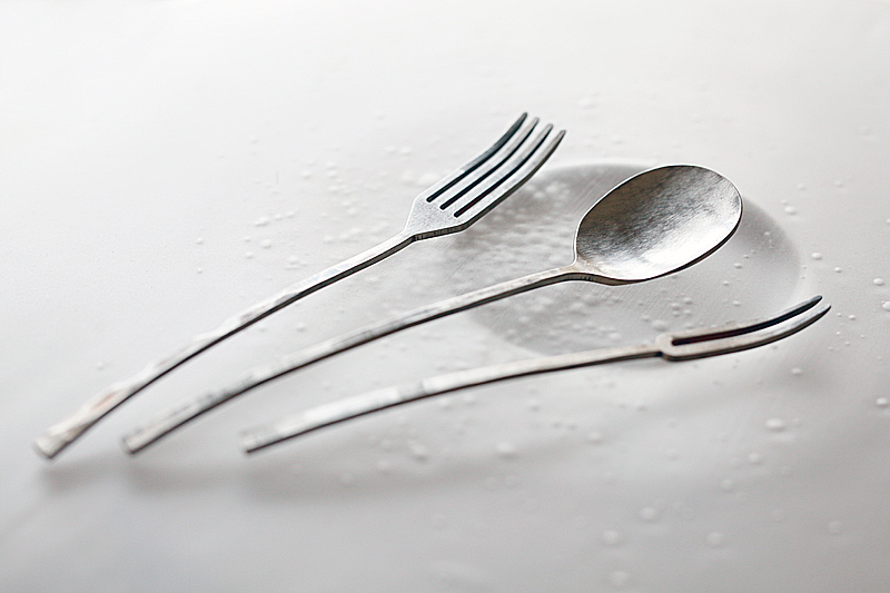 洗練された格好良さ「竹俣勇壱」のカトラリー | 暮らしとおしゃれの編集室