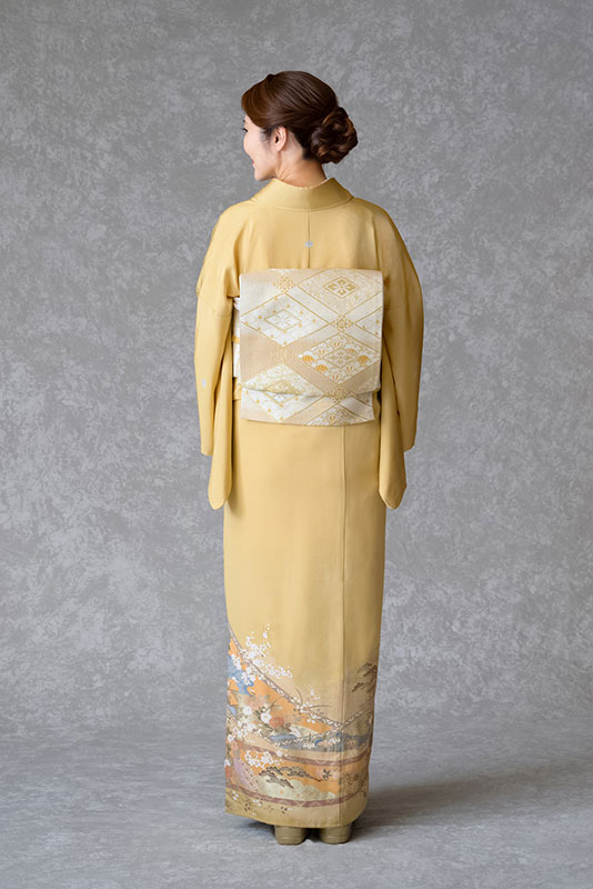 色留袖レンタル フルセット 茶 檜扇秋草に松（五つ紋）｜京都 KIMONO STYLE