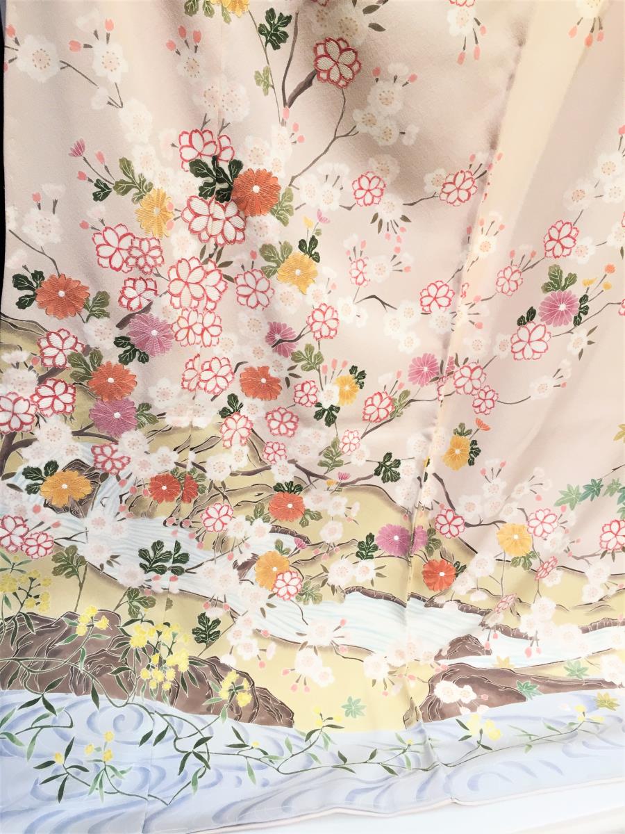 商品のご紹介 | 箕面 呉服 振袖 | 有限会社京趣苑