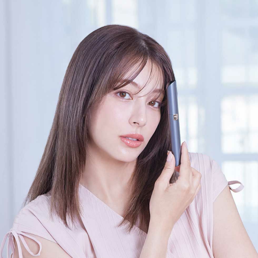 collect(コレクト)乾電池式フェイス＆マユシェーバーKLC-0770