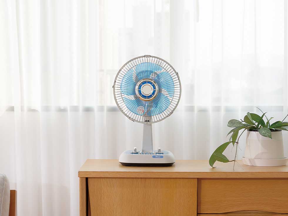 レトロデザインミニ扇風機ツインつまみKLF-2056 | コイズミオンライン