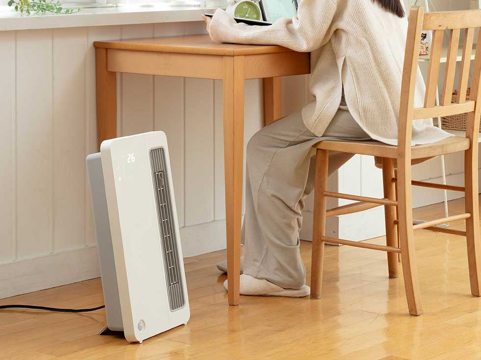 アウトレット】セラミックヒーター人感＆室温センサー付きKPH-1247