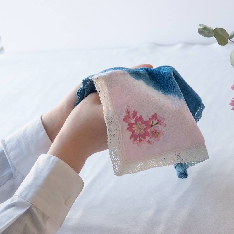 阿波藍染桜タオルハンカチ | Lacycle mall（ラシクルモール）