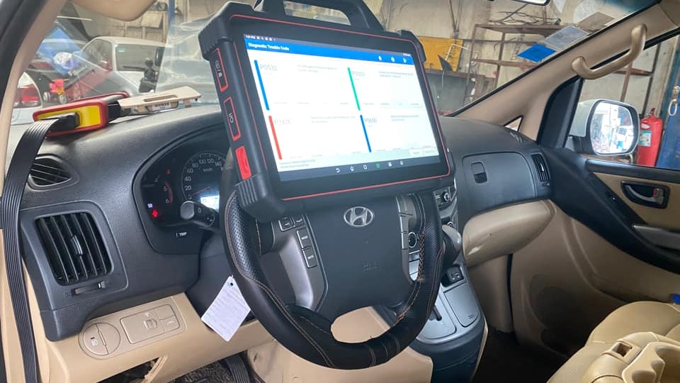 LAUNCH診断機のメリットは？購入前に知っておきたい3つのポイント