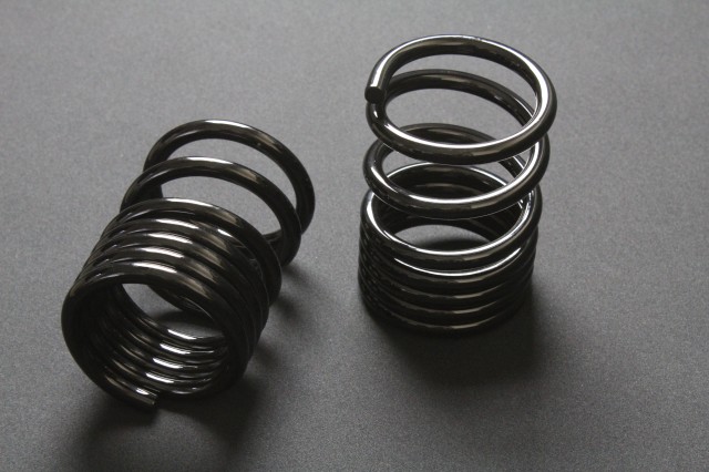 ダイハツ用】リアスプリング｜LEON