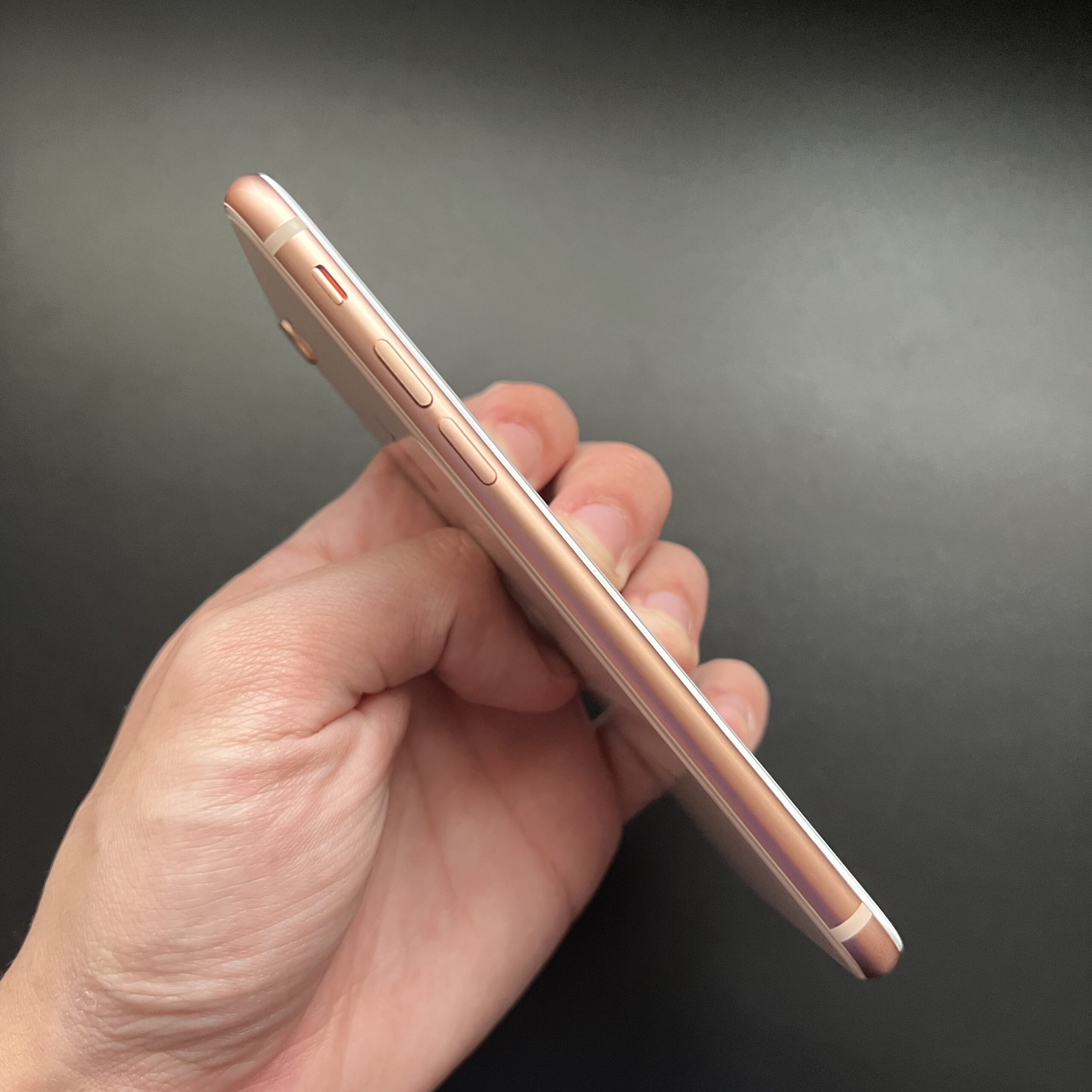 iPhone 8 64GB ROSE GOLD (seminovo) – LS