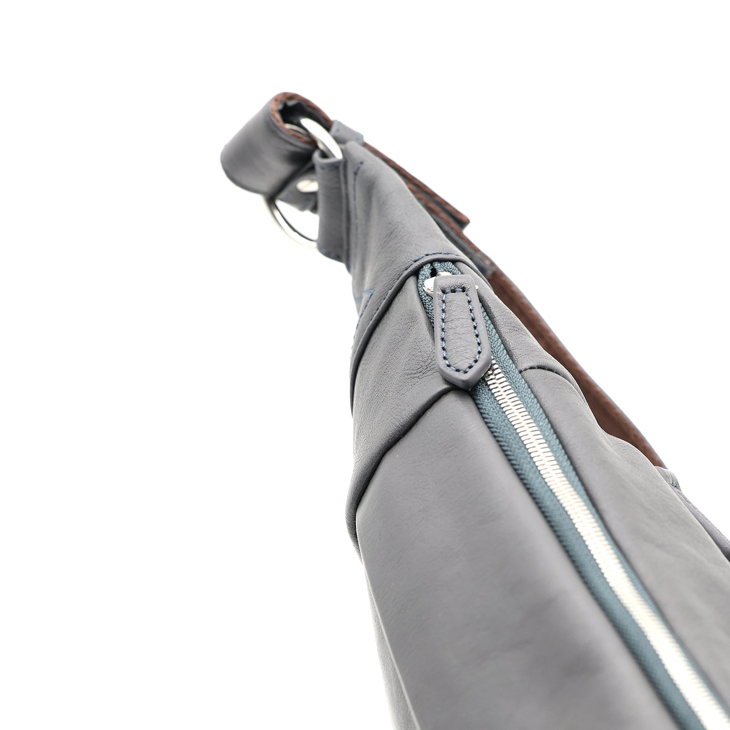 323-2021 レザーアシンメトリーボディバッグ B-6145 – L.E.D.BITES